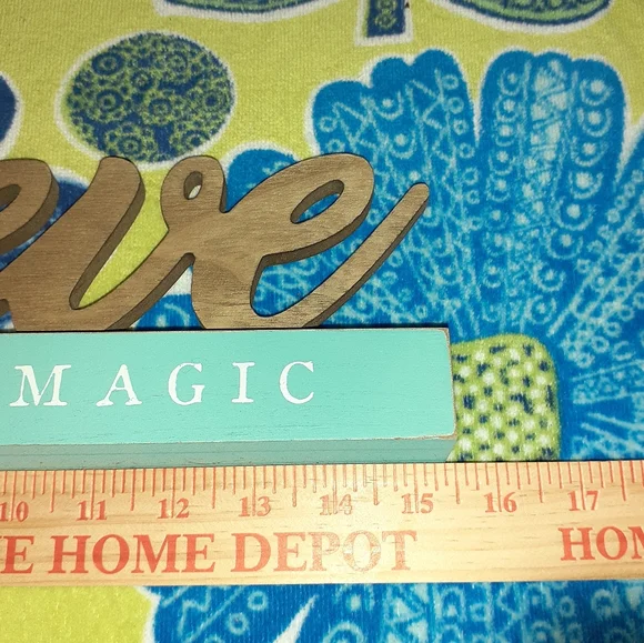 Decorative Wood Sign Believe In Your Own Magic - Picture 6 of 8